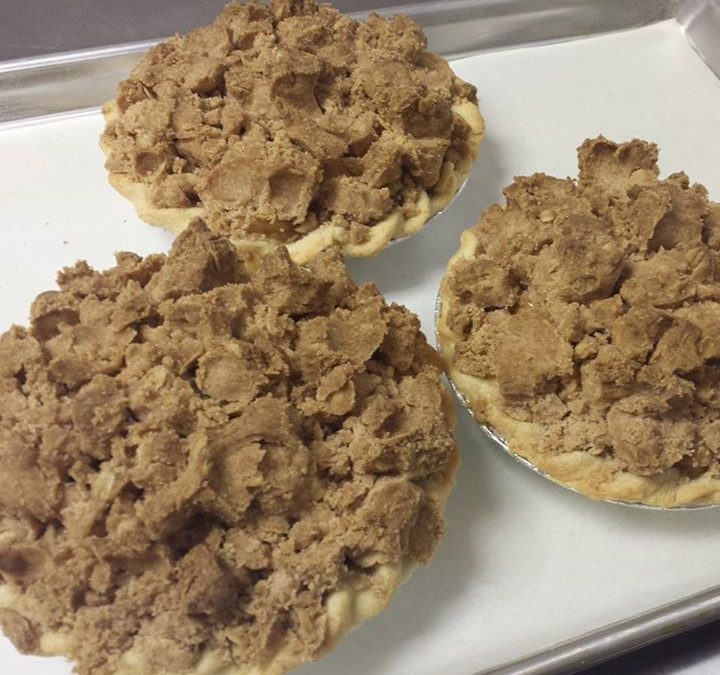 Apple Crumb Pie – Fresh Homemade